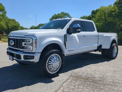 2025 Ford F-450 LARIAT
