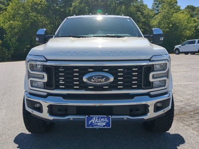 2025 Ford F-450 LARIAT