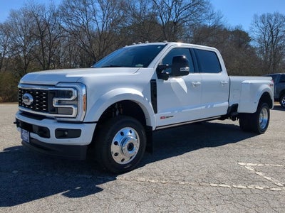 2025 Ford F-450 Platinum
