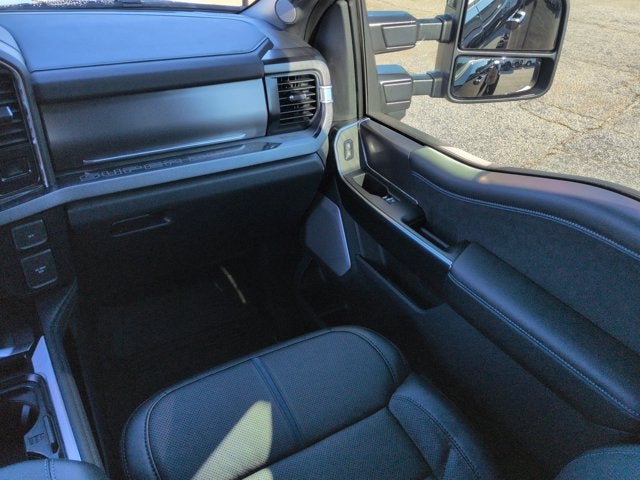 2026 Ford Super Duty F-450 DRW Platinum