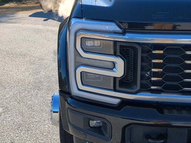 2025 Ford F-450 Platinum