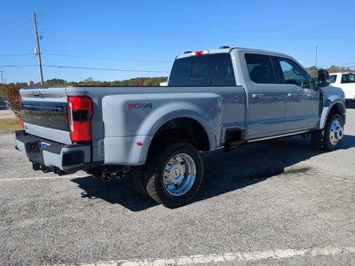 2025 Ford F-450 Platinum