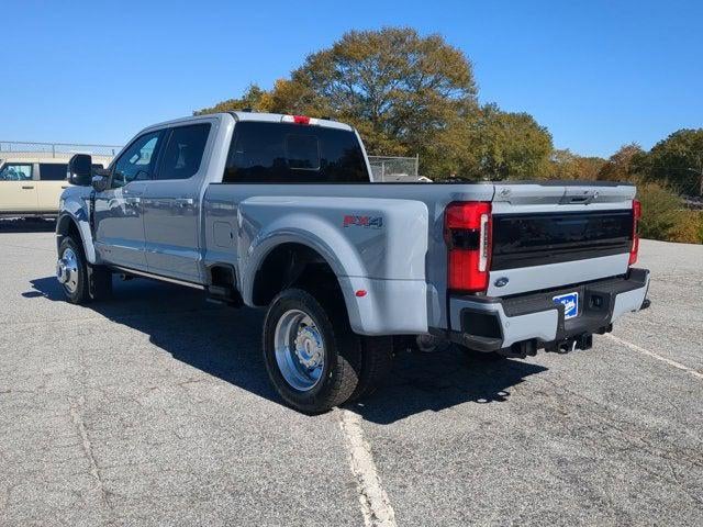 2025 Ford F-450 Platinum