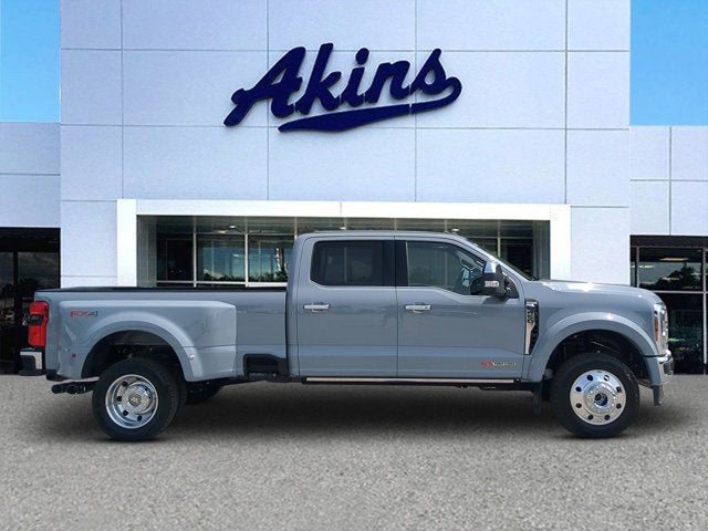 2026 Ford F-450 King Ranch 4x4 Crew Cab 8' Box DRW's photo