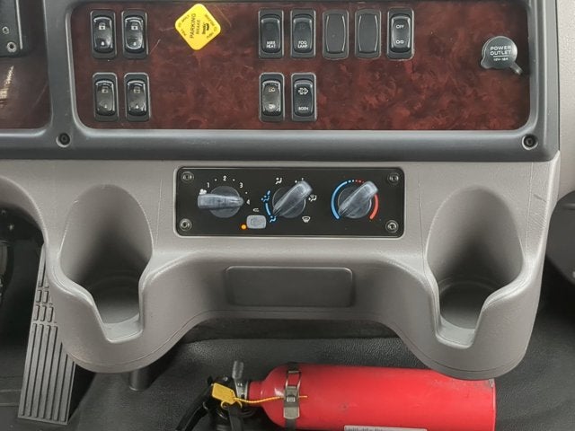 2016 Freightliner M2 106 Medium Duty Base
