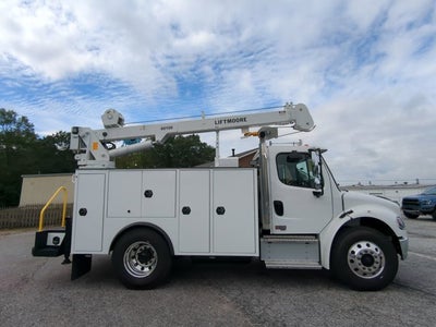 2025 Freightliner M2 106 M2 106