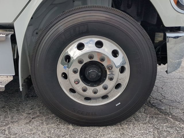 2025 Freightliner M2 106 M2 106