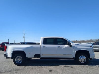 2024 Chevrolet Silverado 3500HD High Country