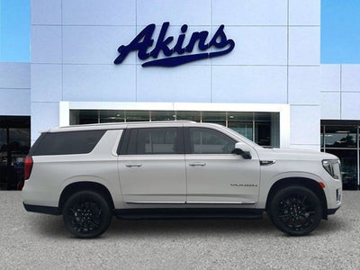 2023 GMC Yukon XL SLT