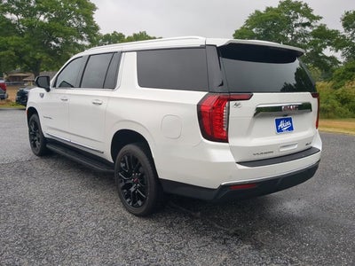 2023 GMC Yukon XL SLT