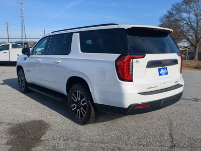 2023 GMC Yukon XL AT4