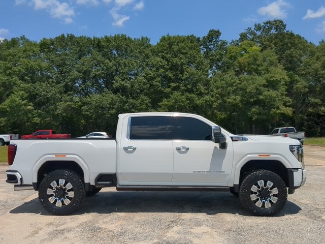 2025 GMC Sierra 2500HD Denali