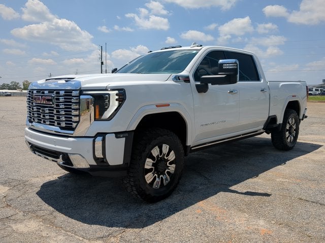 2025 GMC Sierra 2500HD Denali