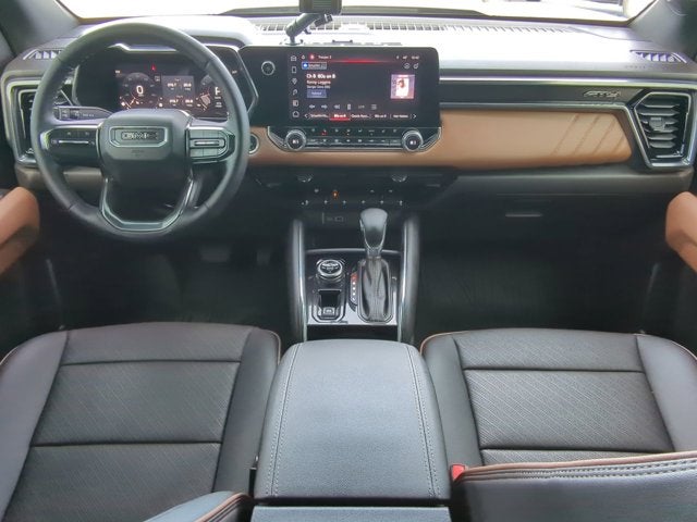 2024 GMC Canyon 4WD AT4