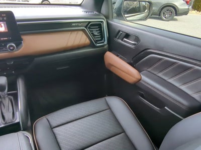 2024 GMC Canyon 4WD AT4