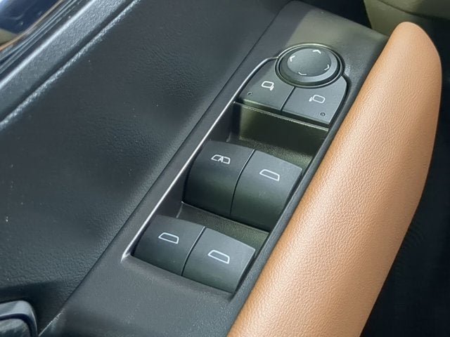 2024 GMC Canyon 4WD AT4