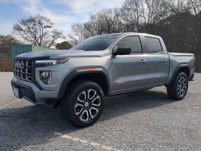 2024 GMC Canyon 4WD AT4
