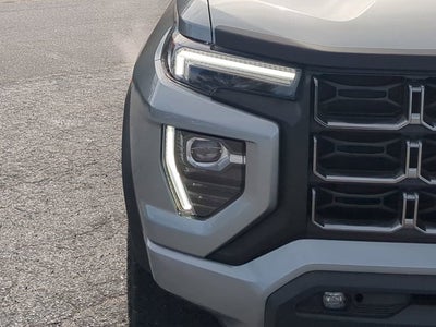 2024 GMC Canyon 4WD AT4