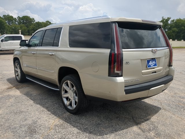 2017 Cadillac Escalade ESV Luxury