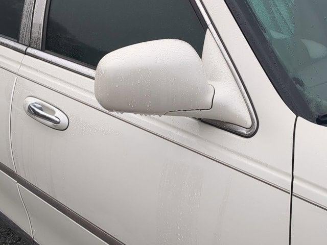 2006 Lincoln Town Car Signature