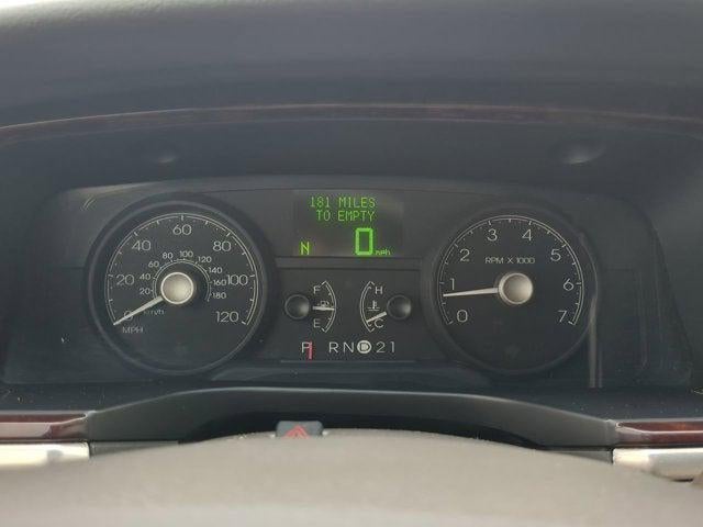 2006 Lincoln Town Car Signature