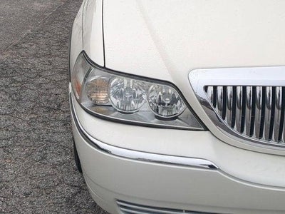 2006 Lincoln Town Car Signature
