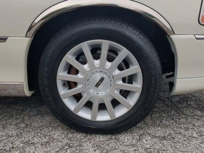 2006 Lincoln Town Car Signature