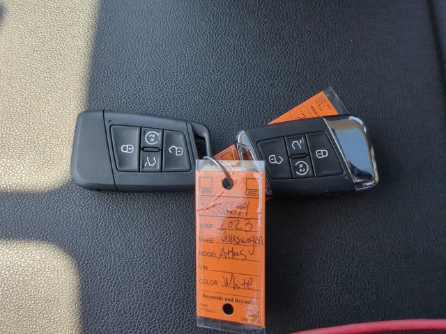 2023 Volkswagen Atlas 3.6L V6 SE w/Technology