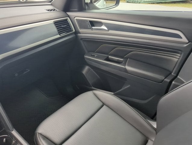2020 Volkswagen Atlas Cross Sport 3.6L V6 SEL R-Line