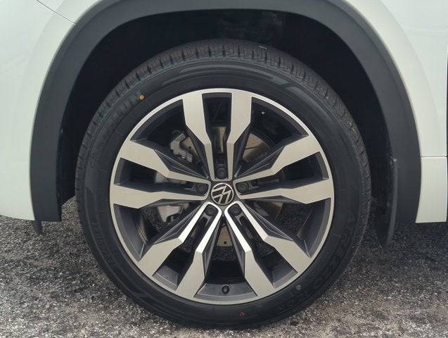 2020 Volkswagen Atlas Cross Sport 3.6L V6 SEL R-Line