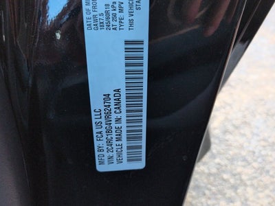 2027 Chrysler Pacifica Select