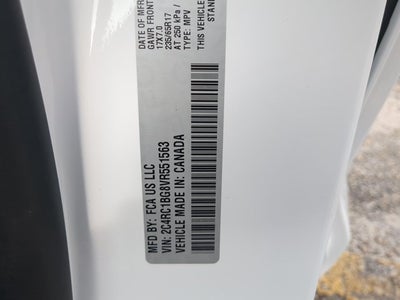 2027 Chrysler Pacifica Select