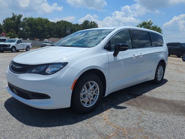 2027 Chrysler Pacifica LX