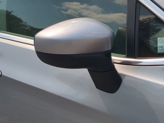 2020 Chrysler Voyager LX