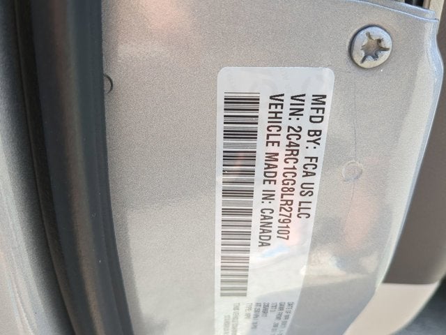 2020 Chrysler Voyager LX