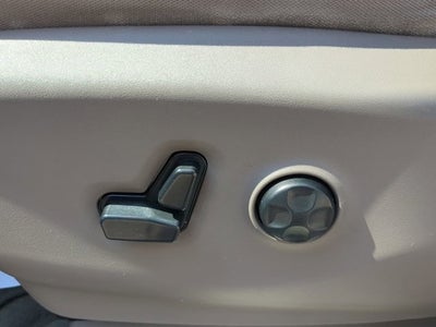 2020 Chrysler Voyager LX