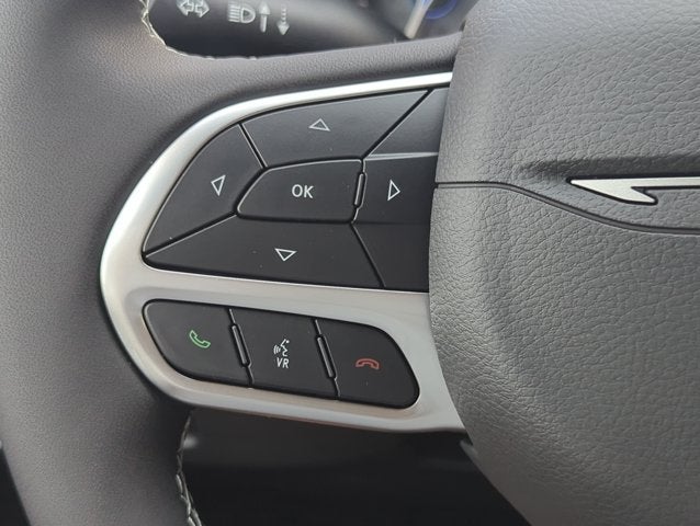 2027 Chrysler Pacifica LX