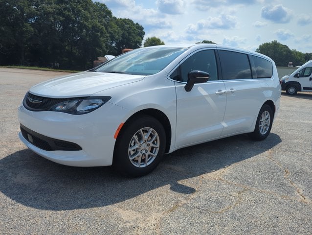 2027 Chrysler Pacifica LX