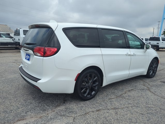2019 Chrysler Pacifica Touring Plus