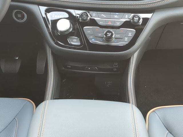 2027 Chrysler Pacifica Pinnacle