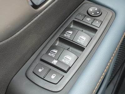 2027 Chrysler Pacifica Pinnacle