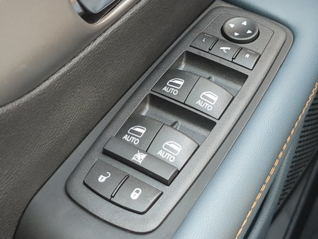 2027 Chrysler Pacifica Pinnacle