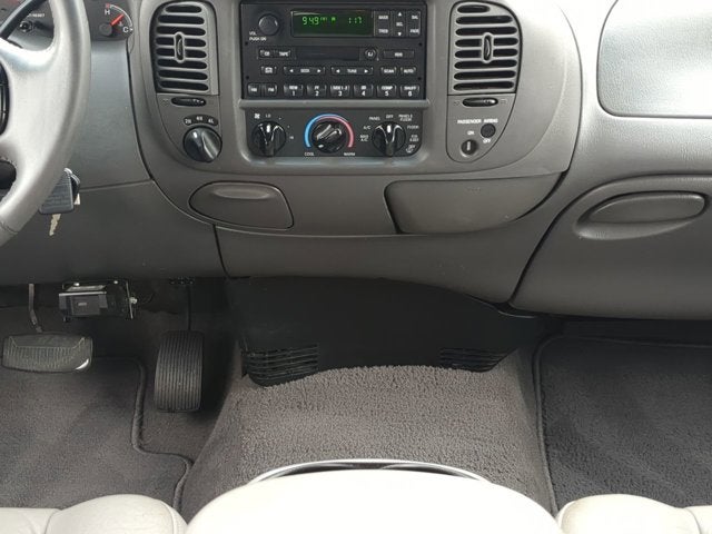 2001 Ford F-150 Lariat