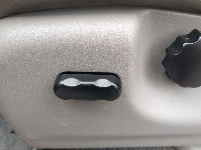 2001 Ford F-150 Lariat