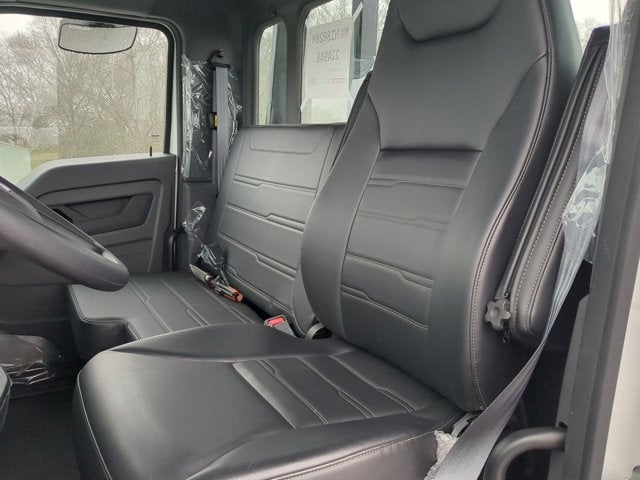 2026 Kenworth T-280 equipped with 21.5ft Chevron LCG Rollback