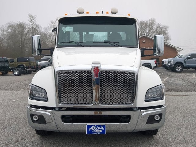 2026 Kenworth T-280 equipped with 21.5ft Chevron LCG Rollback