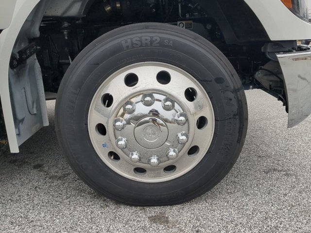 2026 Kenworth T-280 equipped with 21.5ft Chevron LCG Rollback