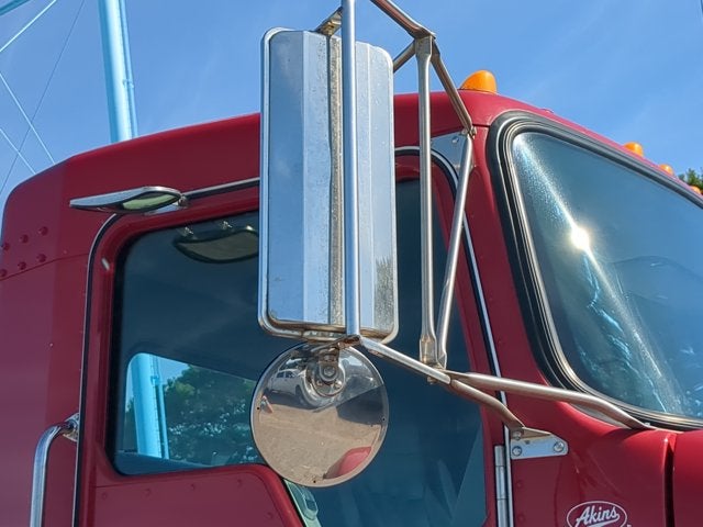 2014 Kenworth T270 Base