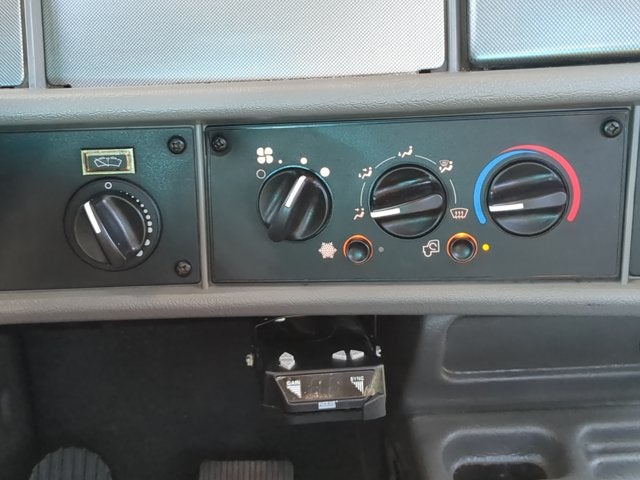 2014 Kenworth T270 Base