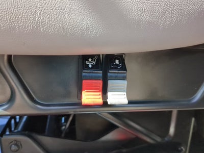 2014 Kenworth T270 Base